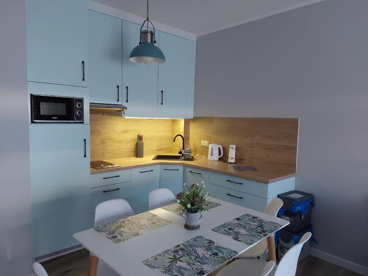 Apartamenty Z Tarasami "Mietowy Spokoj 15" "Romantyczna Szarosc 16" "Niebieska Elegancja 17" Maksymalnie Dla 6 Osob Побєрово Екстер'єр фото